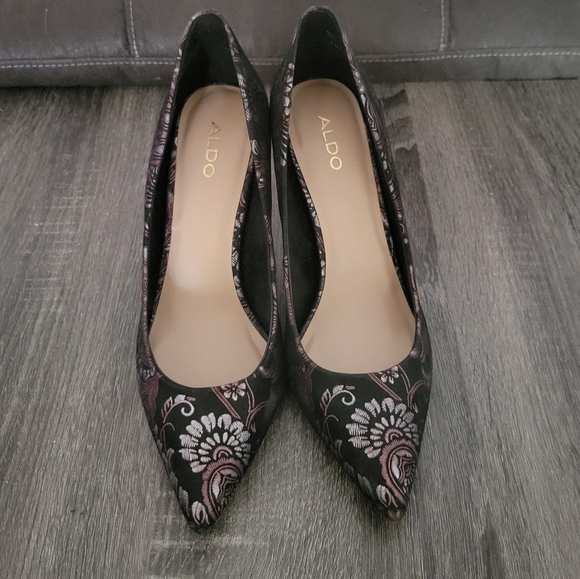 Aldo Printed Pumps - Picture 3 of 7